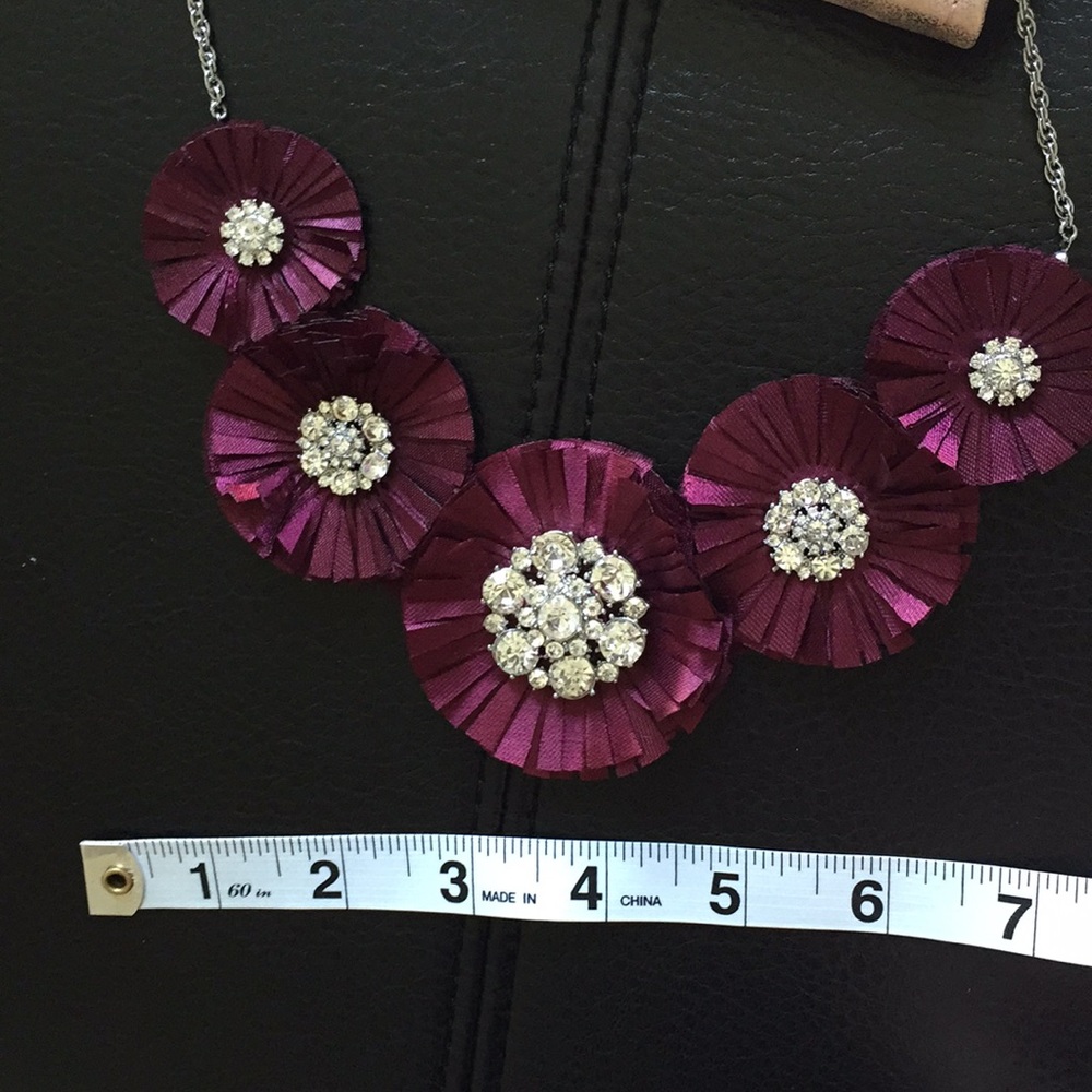Bold silky wine floral necklace silvertone cz - Picture 3 of 4